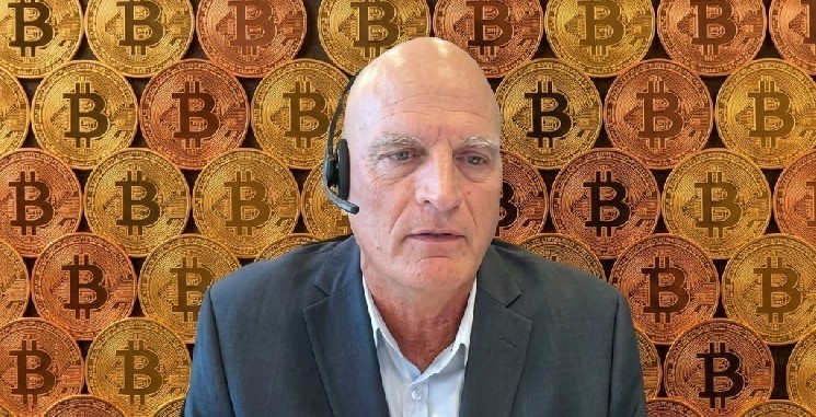 Аналитик Bloomberg Майк МакГлоун: «Криптовалютный пузырь лопнул, золото и серебро теперь являются рискованными активами» — Крипто Новости