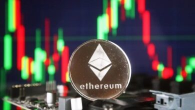 Ethereum опустился ниже  000: киты продают ETH, а розница продолжает покупать — Крипто Новости